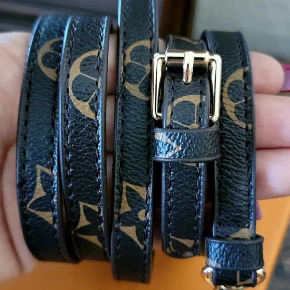 ❤Faux leather adjustable strap ❤ - Picture 10 of 11